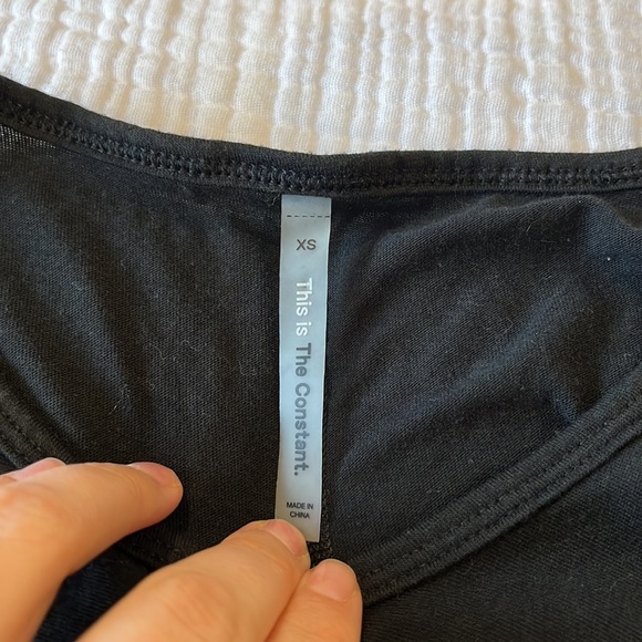 Aritzia workout crop top. - Picture 2 of 3